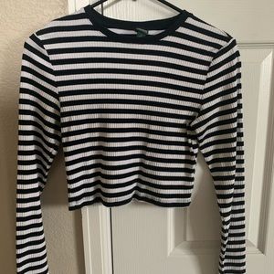 Black and white crop top